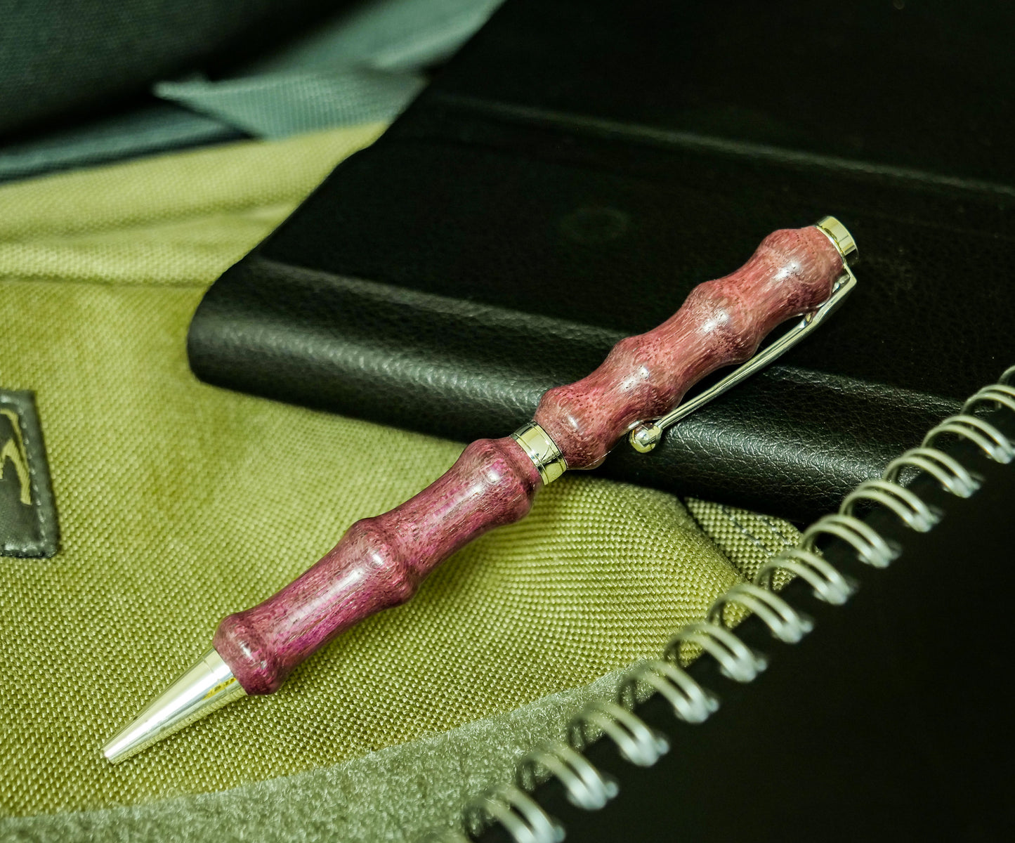 Pen, Handmade Pen #036, Twist, Purpleheart, Chrome