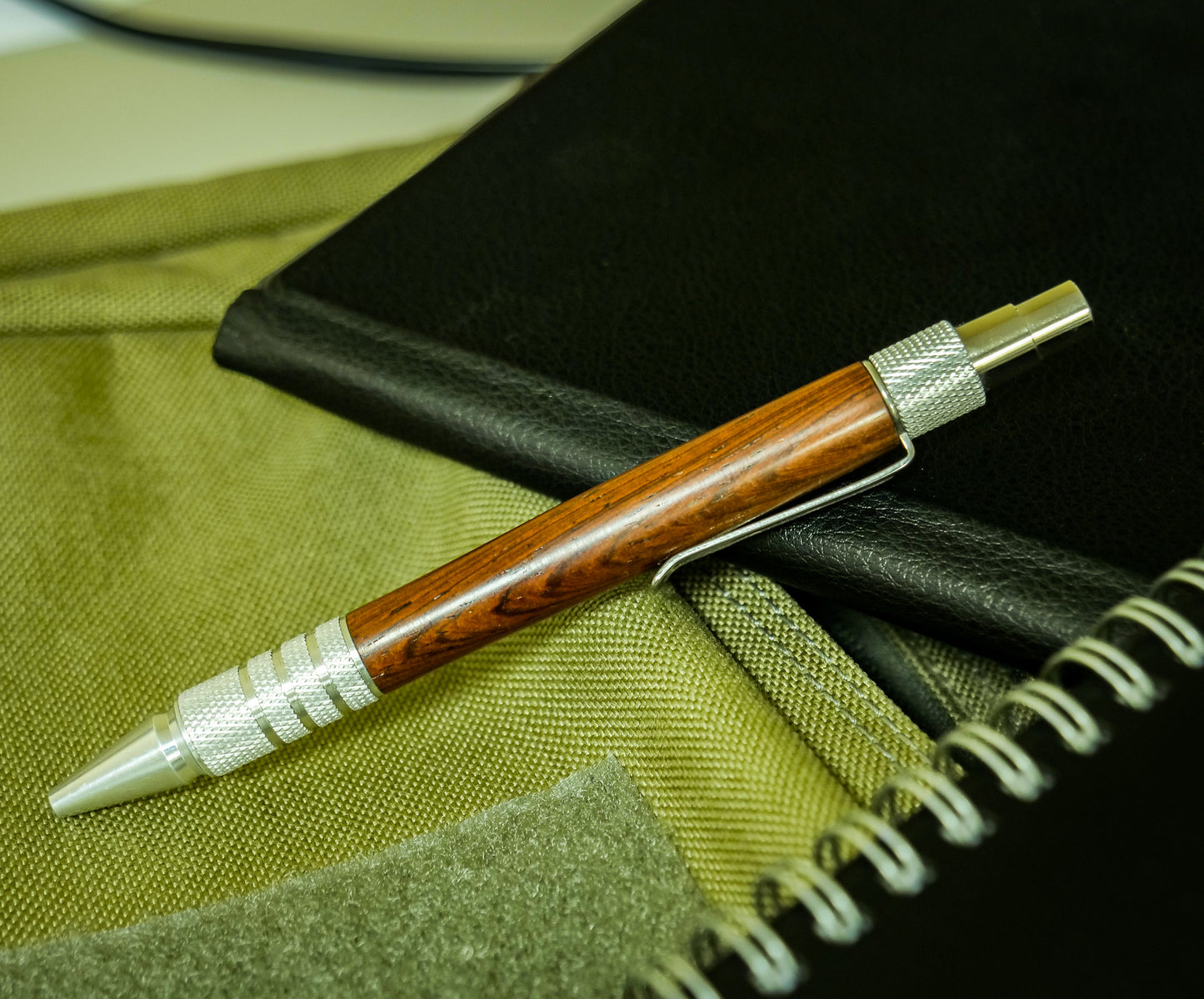 Pen, Handmade Pen #032, DuraClick, Rosewood, Aluminum